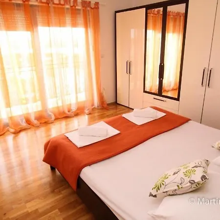 In With Sea View, Balcony, Air Conditioning, Wi-fi 아파트 스베티필립아이자코브